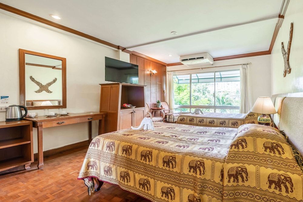 undefined Royal Ivory Sukhumvit Nana 3