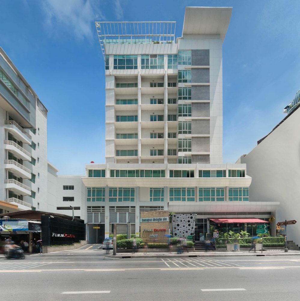 undefined FuramaXclusive Asoke Hotel 3