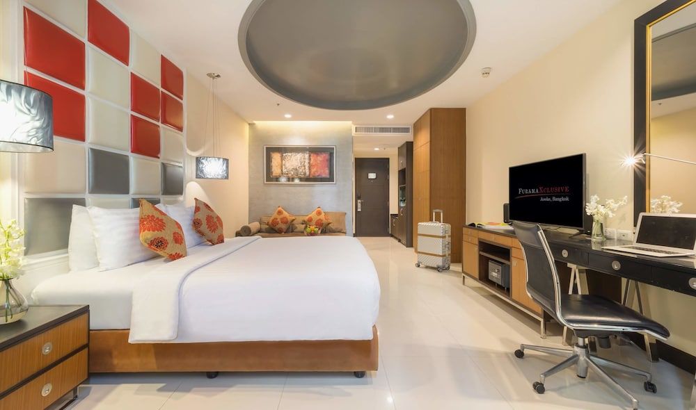 FuramaXclusive Asoke Hotel Deluxe Room 3