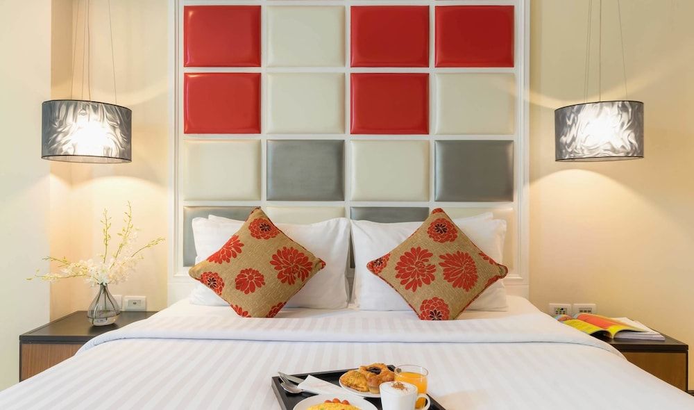 FuramaXclusive Asoke Hotel Deluxe Room