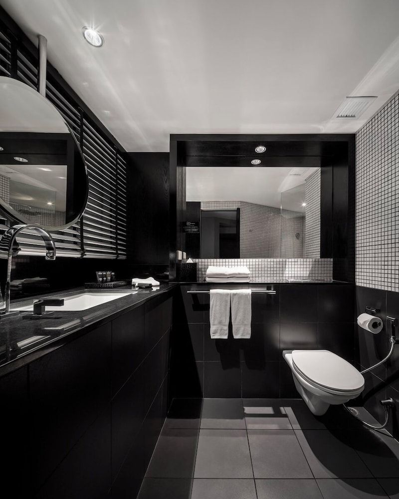 Hard Rock Hotel Pattaya Deluxe Room 5