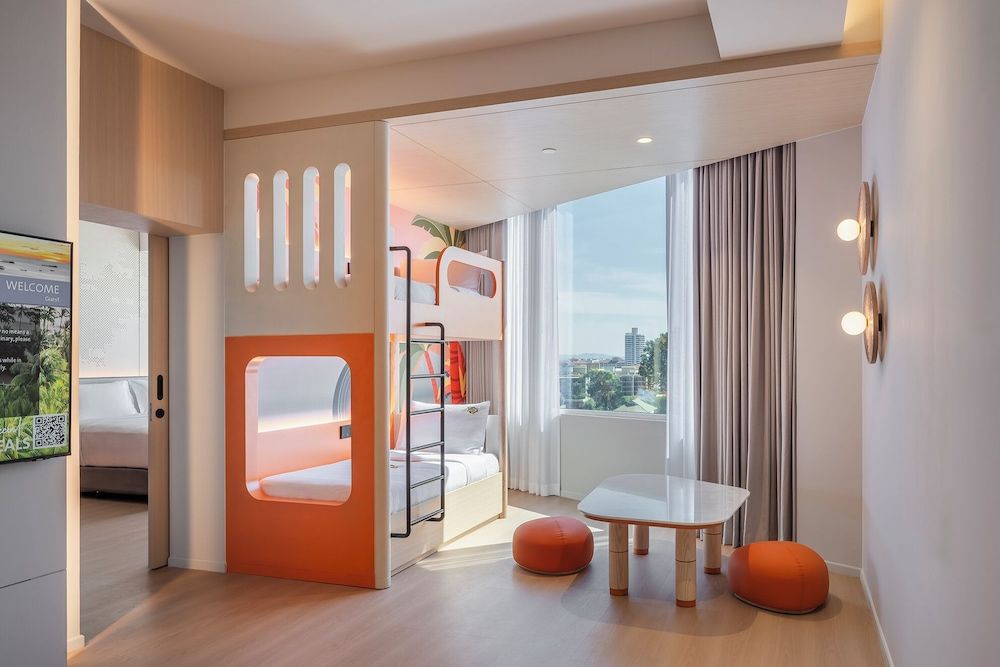 undefined Hard Rock Hotel Pattaya 3
