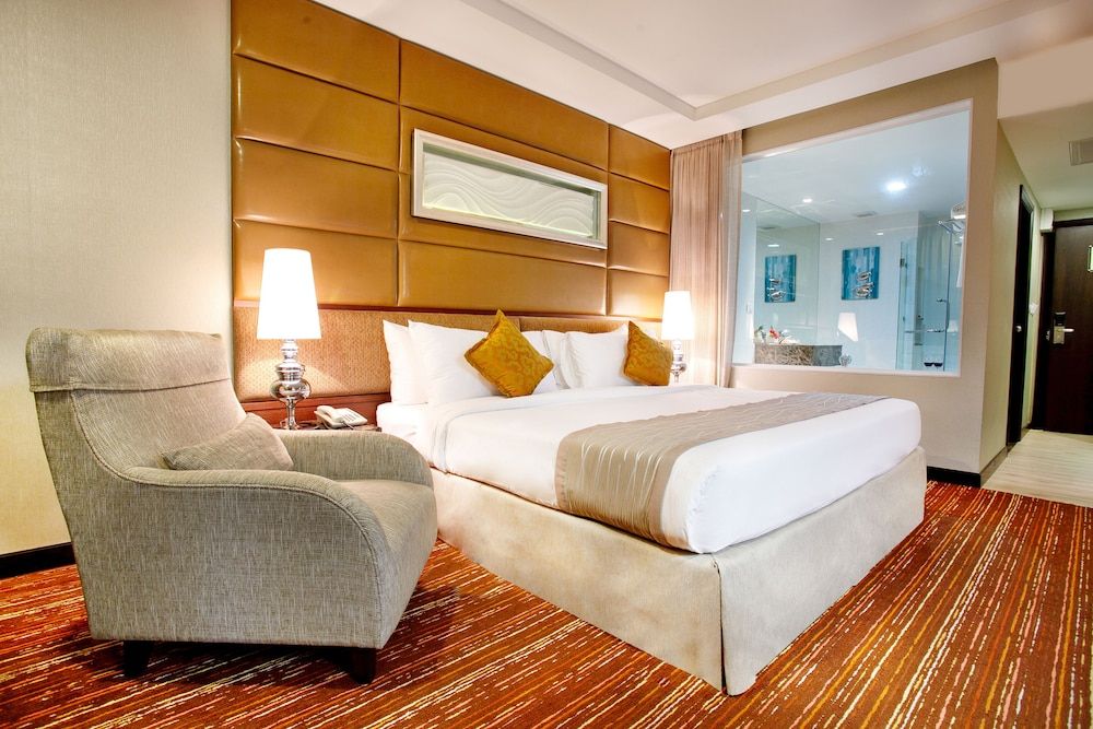 Intimate Hotel Pattaya Executive Suite, 1 King Bed 2