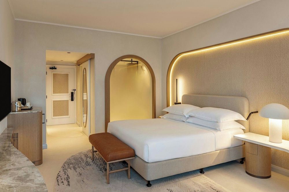 Sheraton Jumeirah Beach Resort Deluxe Room, 1 King Bed (JBR View)