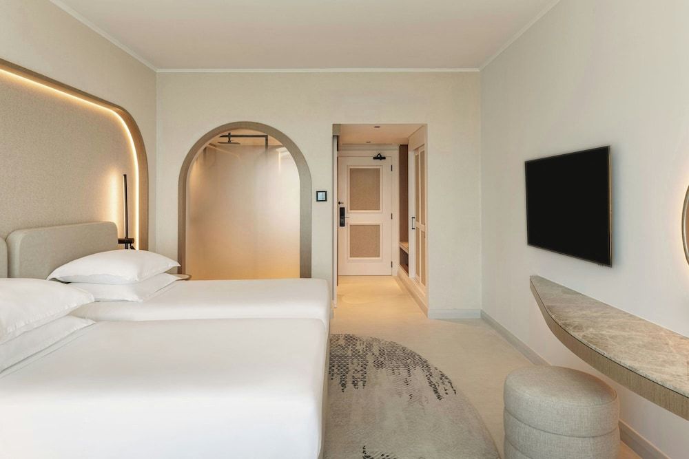 Club Room, 2 Twin Beds, Non Smoking, Sea View