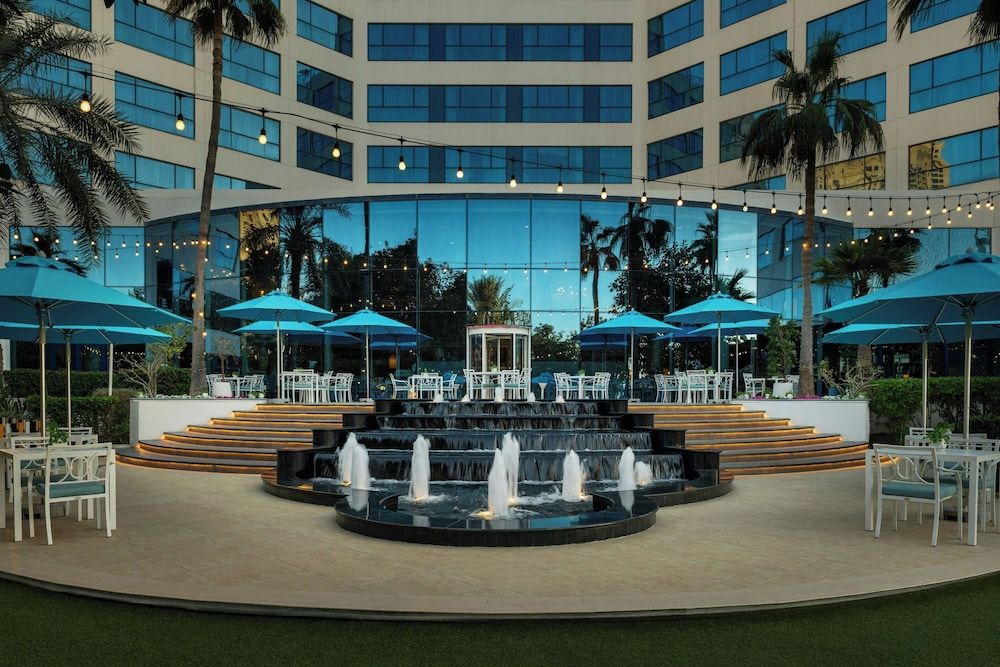undefined Sheraton Jumeirah Beach Resort 5