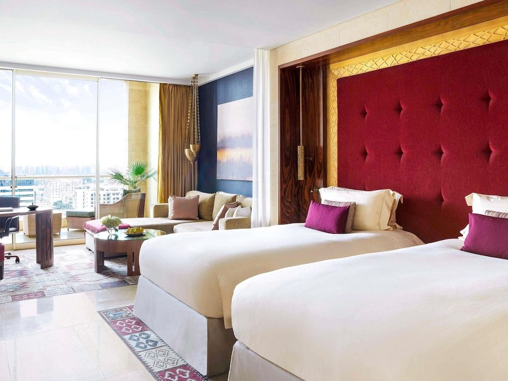 Raffles Dubai Signature Twin Room, 2 Twin Beds 3
