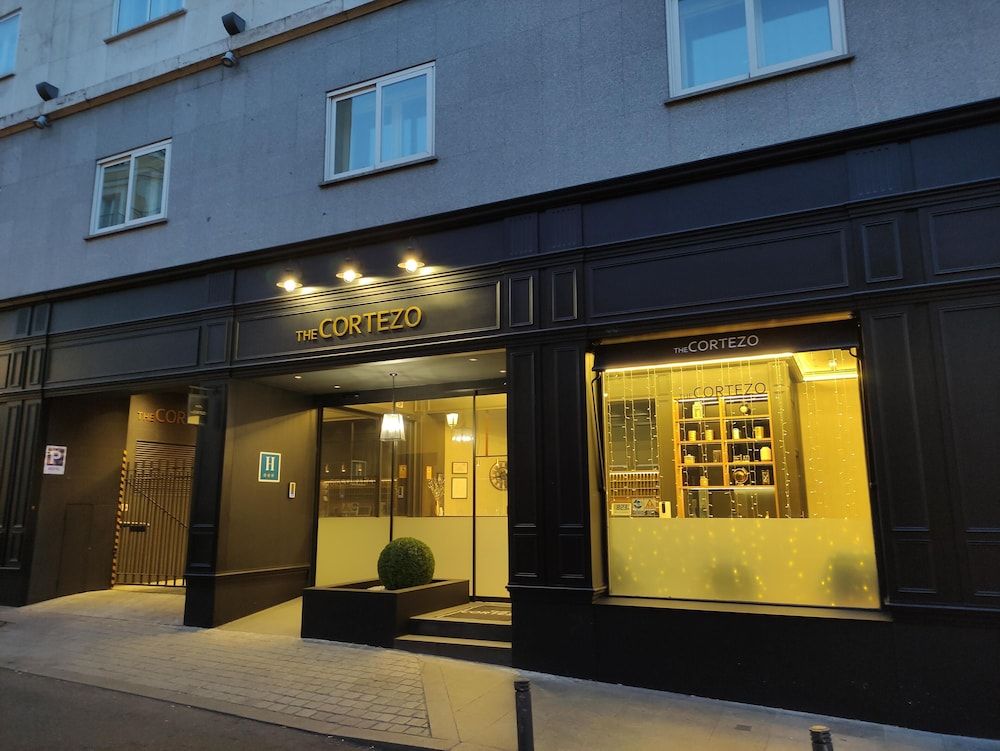 undefined Hotel Cortezo 6