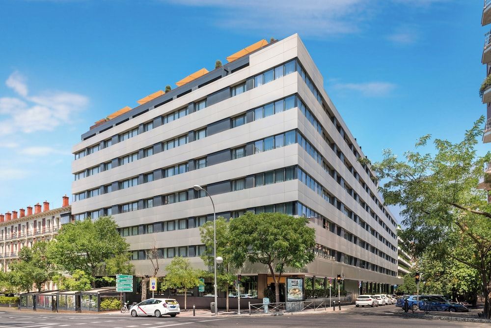 undefined Melia Madrid Serrano 3