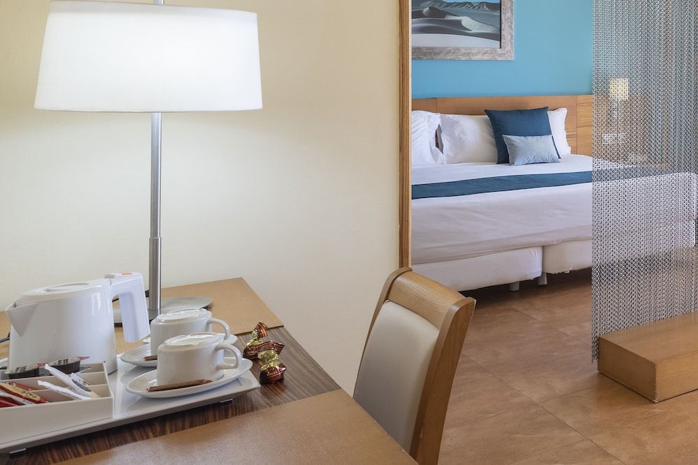 Junior Suite, Sea View (Single use)