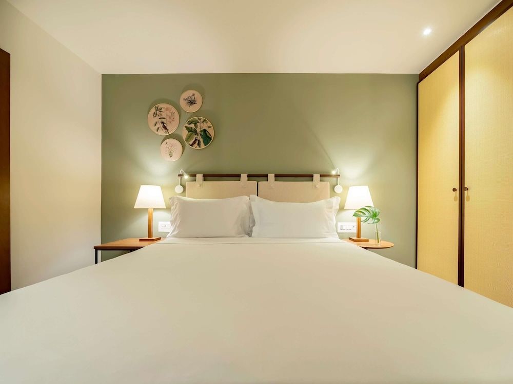 Grand Mercure Rio de Janeiro Copacabana Classic Room, 1 Queen Bed 3