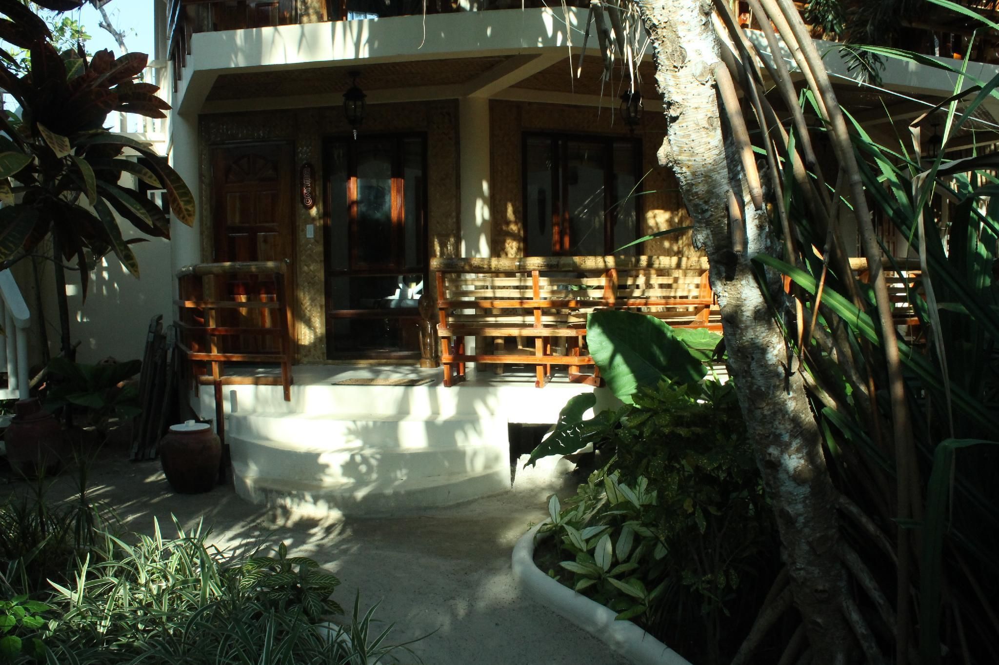 undefined Nigi Nigi Nu Noos Beach Resort 9