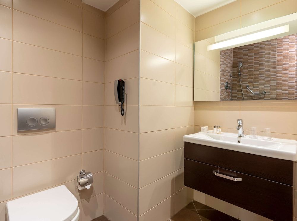 Occidental Taksim Double Room 6