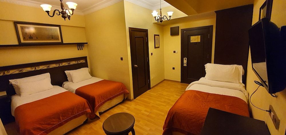 Ottoman Hotel Imperial - Special Class Standard Room 9