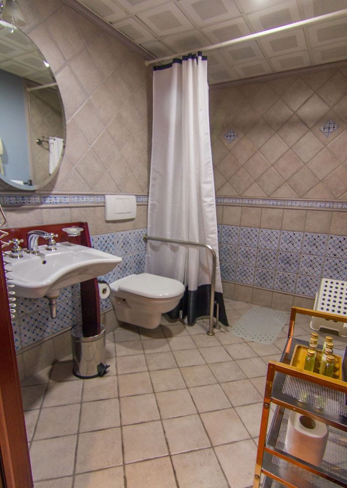 Sirkeci Mansion Twin Room, Accessible 3