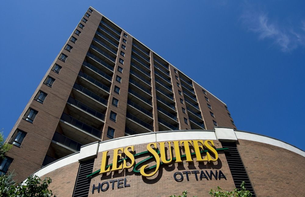 undefined Les Suites Hotel Ottawa 2