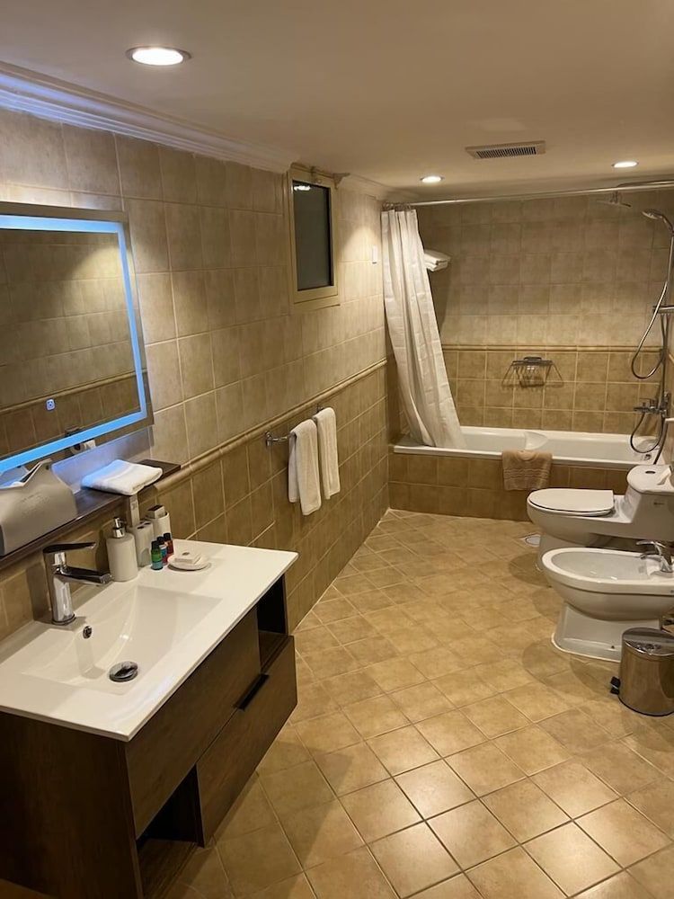 Al Gosaibi Hotel Villa, 2 Bedrooms (Special Needs) 2