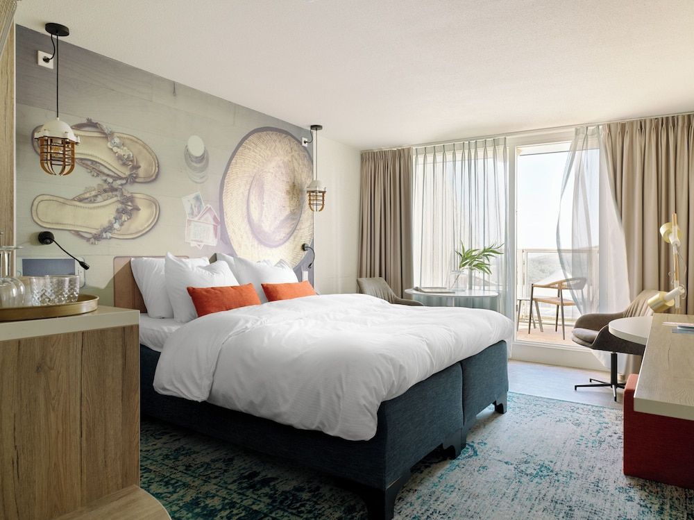Carlton Beach Grand Double or Twin Room, 1 King Bed 2