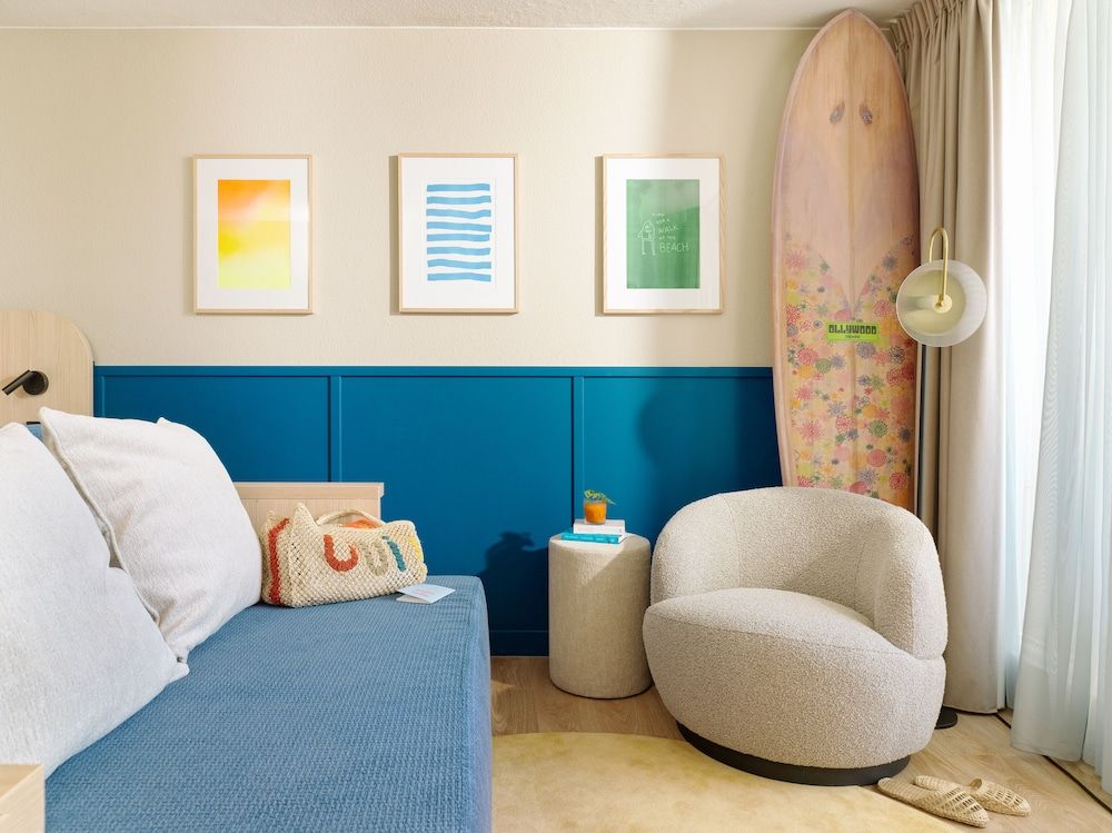 Carlton Beach Standard Quadruple Room 8