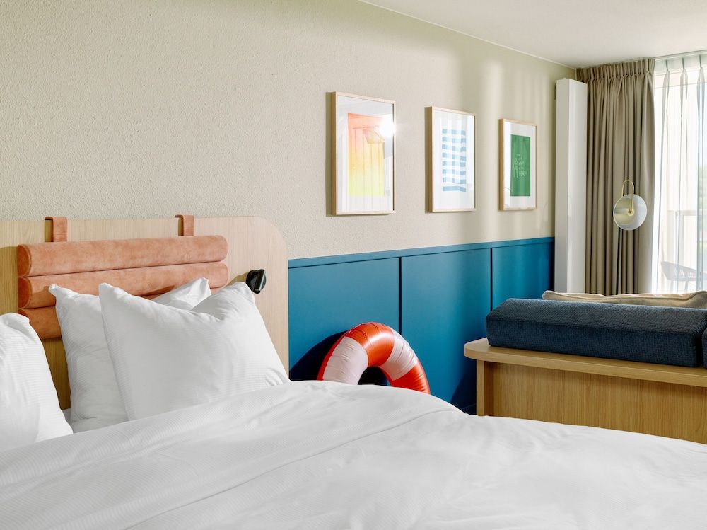 Carlton Beach Standard Quadruple Room