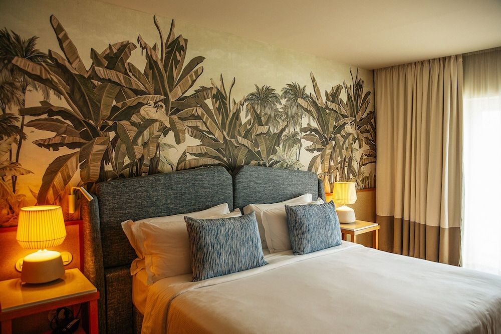 Suite, 2 Bedrooms, Lake View, 2 bedrooms (Absolute Family 2 Bedroom Suite Double)