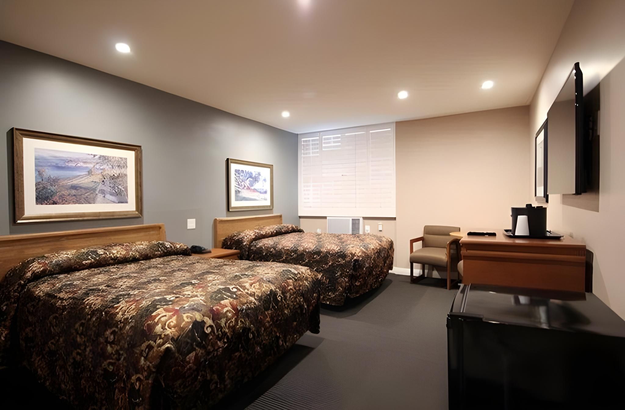 Classic Two Double Room