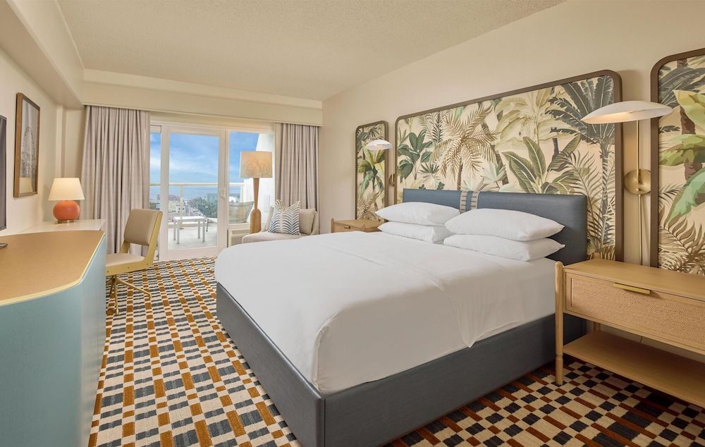 Room, 1 King Bed, Balcony, Ocean View