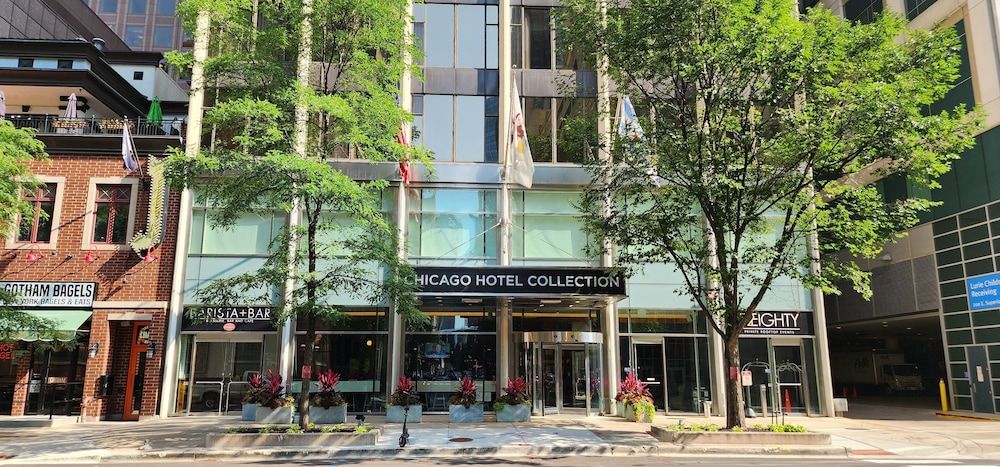 undefined The Chicago Hotel Collection - Magnificent Mile 6