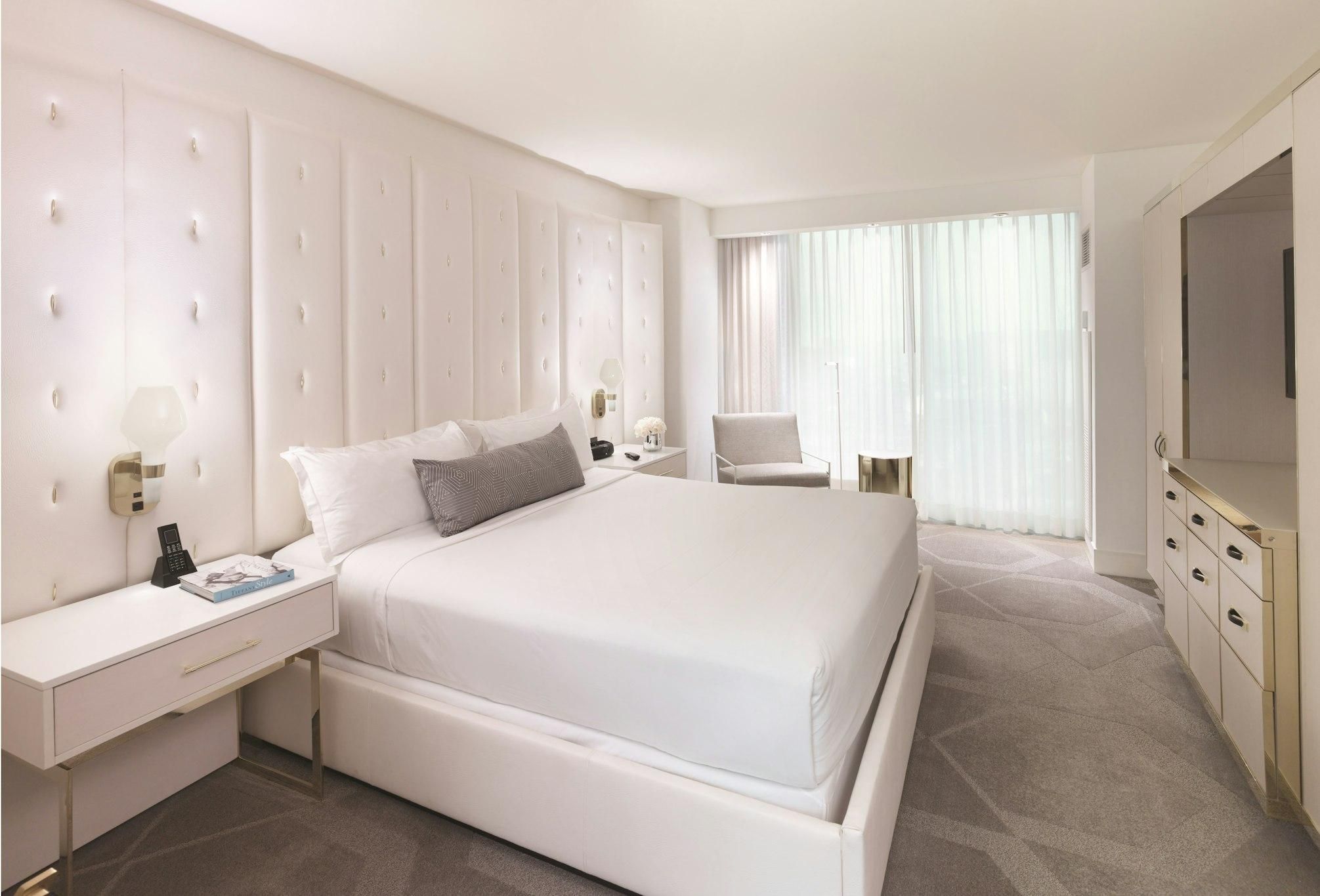 W Las Vegas W Escape Stadium View King Suite 2