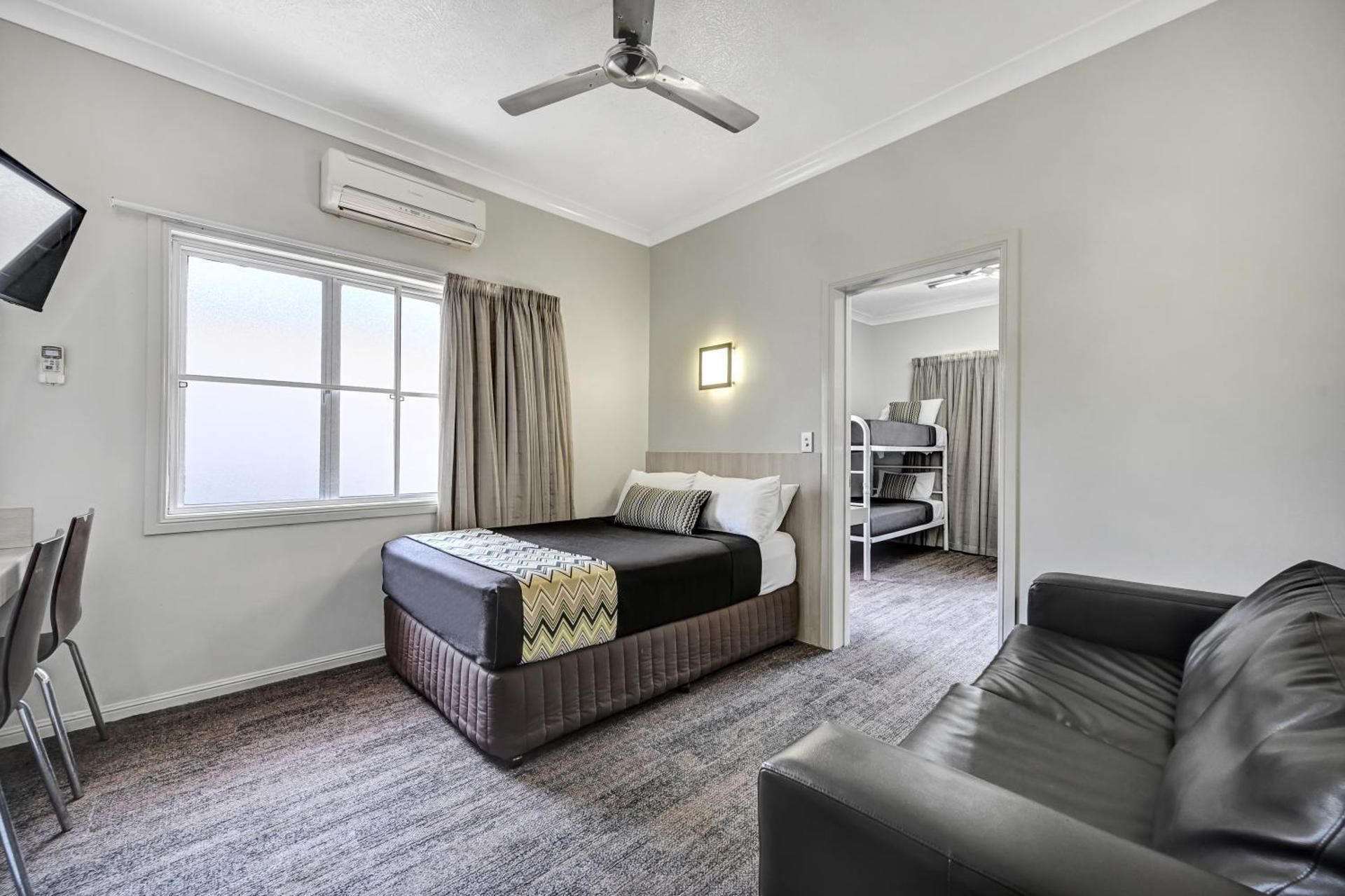 City Oasis Inn Townsville, SureStay Collection by BW Family Room