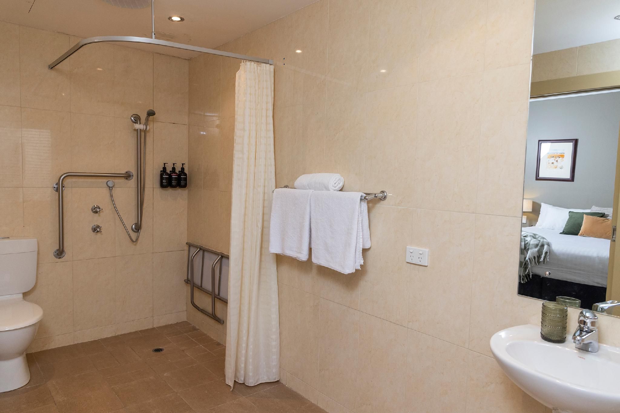 Executive One Bedroom Equal Access Apartment
