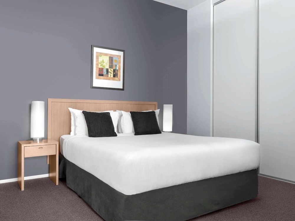 Mantra 100 Exhibition Melbourne