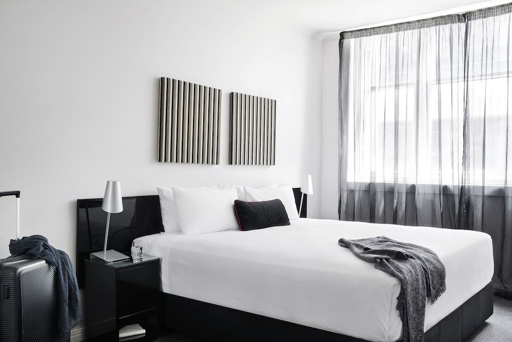 Punthill Flinders Lane One Bedroom Apartment
