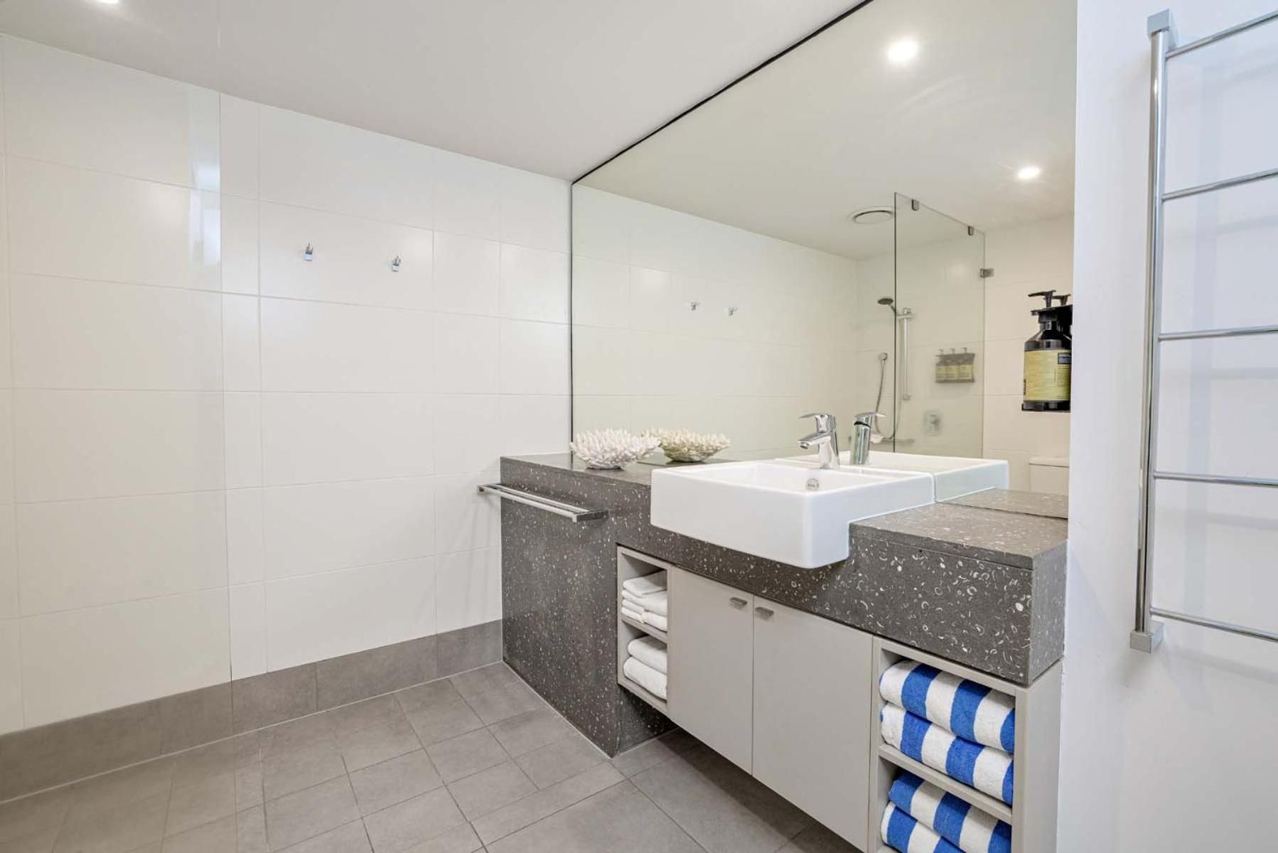 Three-Bedroom Beach Deluxe