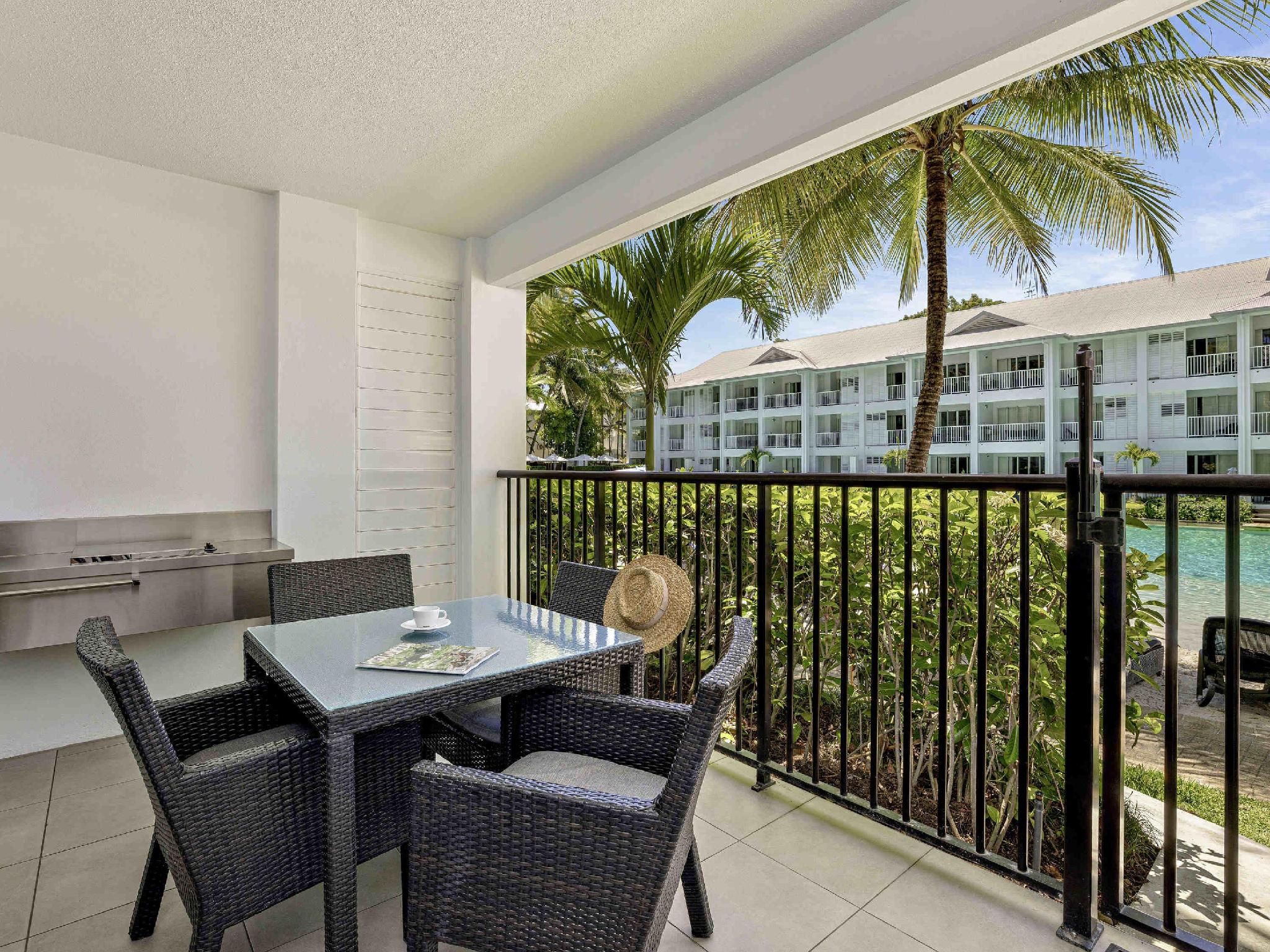 2 Bedroom Deluxe Suite