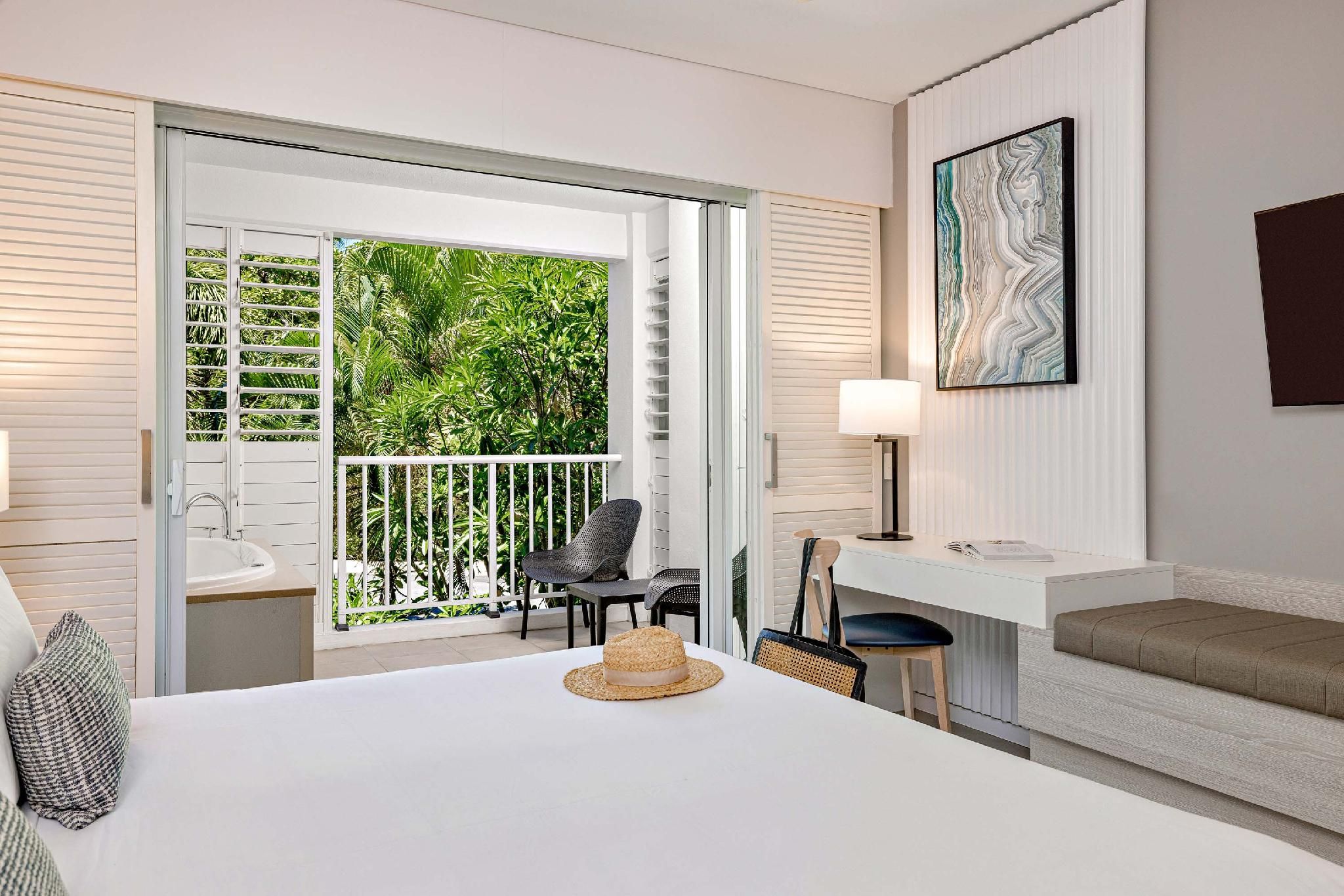 Peppers Beach Club Port Douglas Spa Suite 3