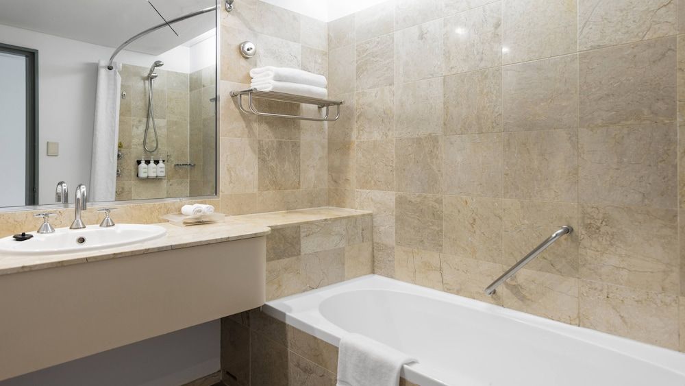 Premium Room, 1 King Bed, Harbor View