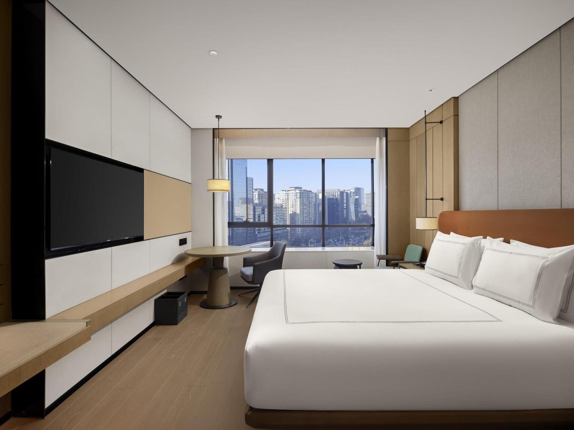 Swiss Select Room with 1 King Size Bed, City View