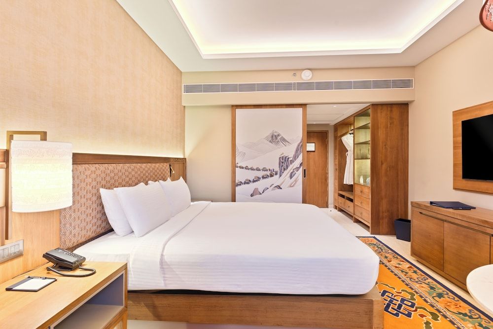 undefined Hotel Yak & Yeti 10