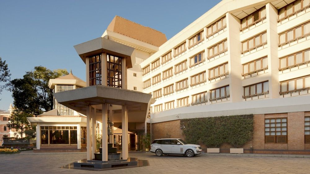 undefined Hotel Yak & Yeti 9
