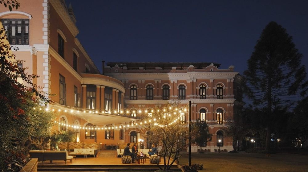 undefined Hotel Yak & Yeti 7