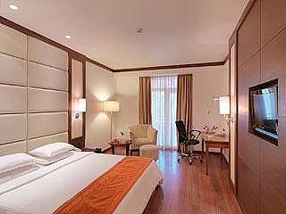 Staycation Offer - Deluxe Room