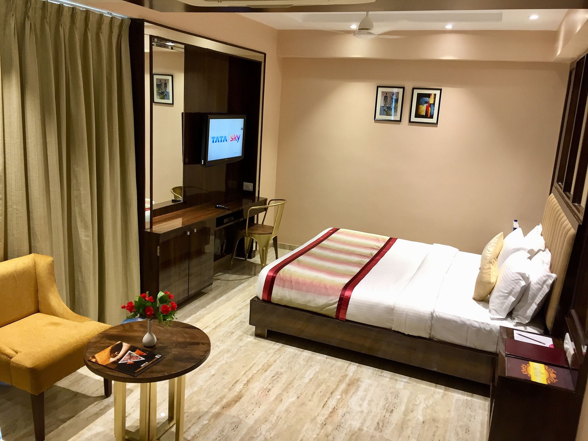 undefined Treatotel Hotel 5