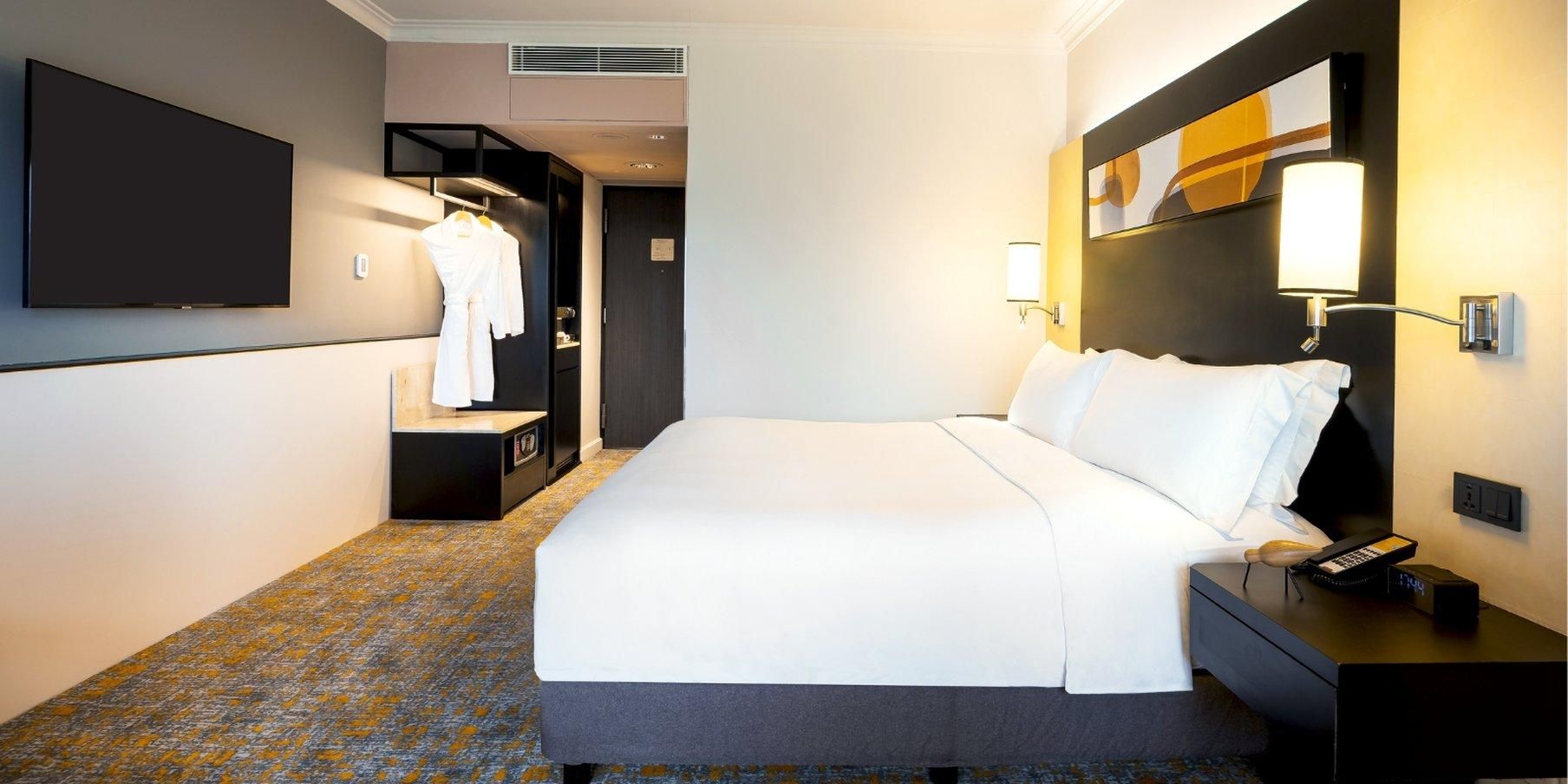 1 King Deluxe High Floor