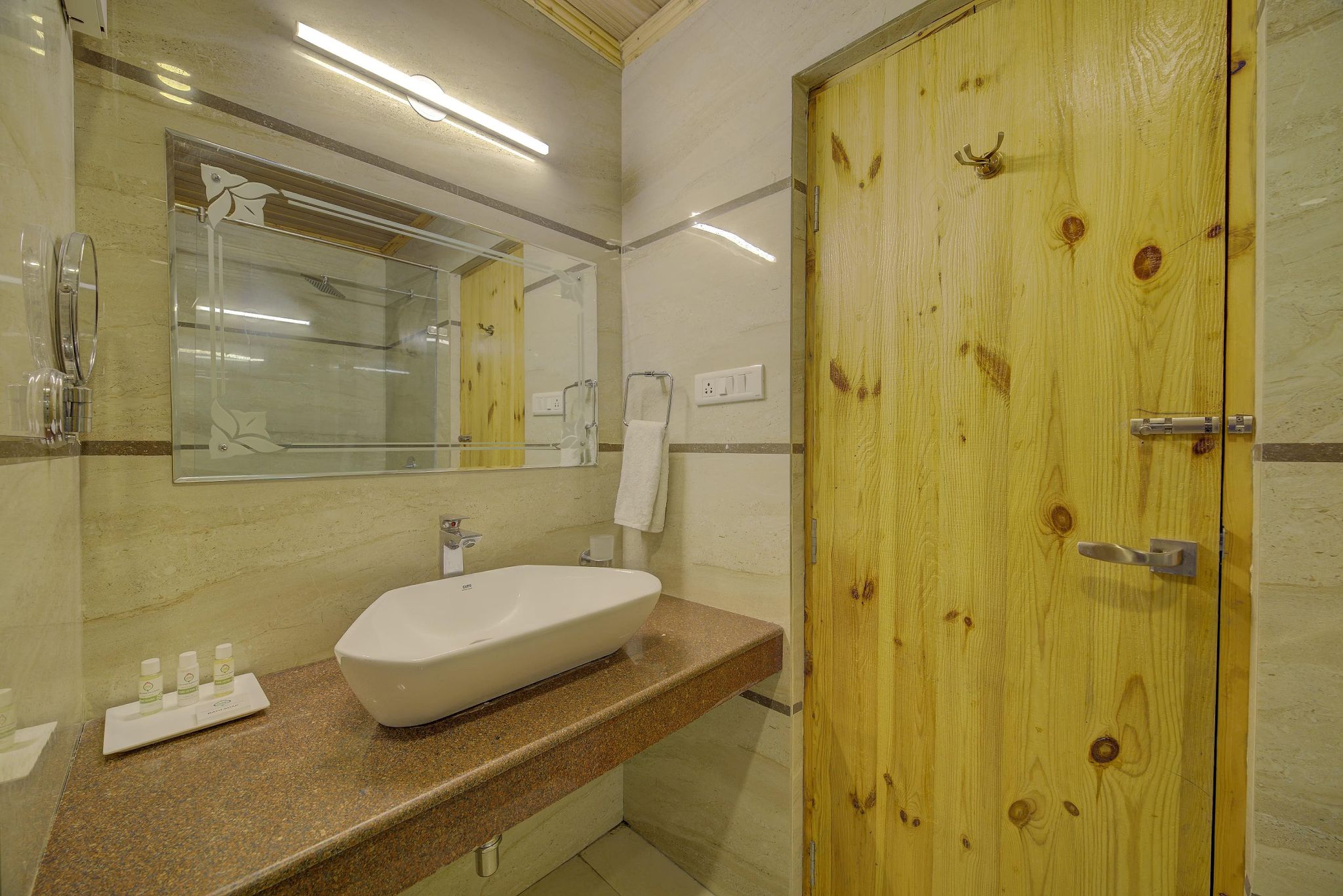 Grace Resort and Spa, Manali (A Mountain View Resort)