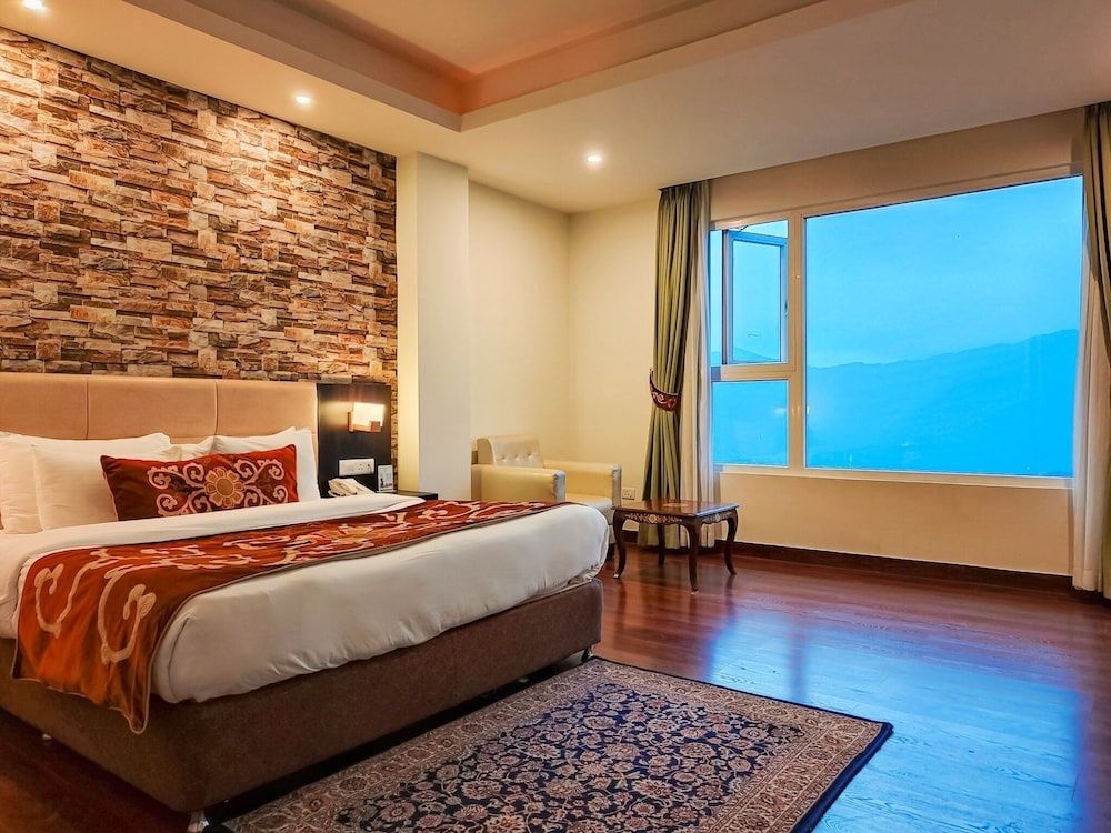 The Fern Denzong Hotel & Spa Gangtok Winter Green Premium Room 4