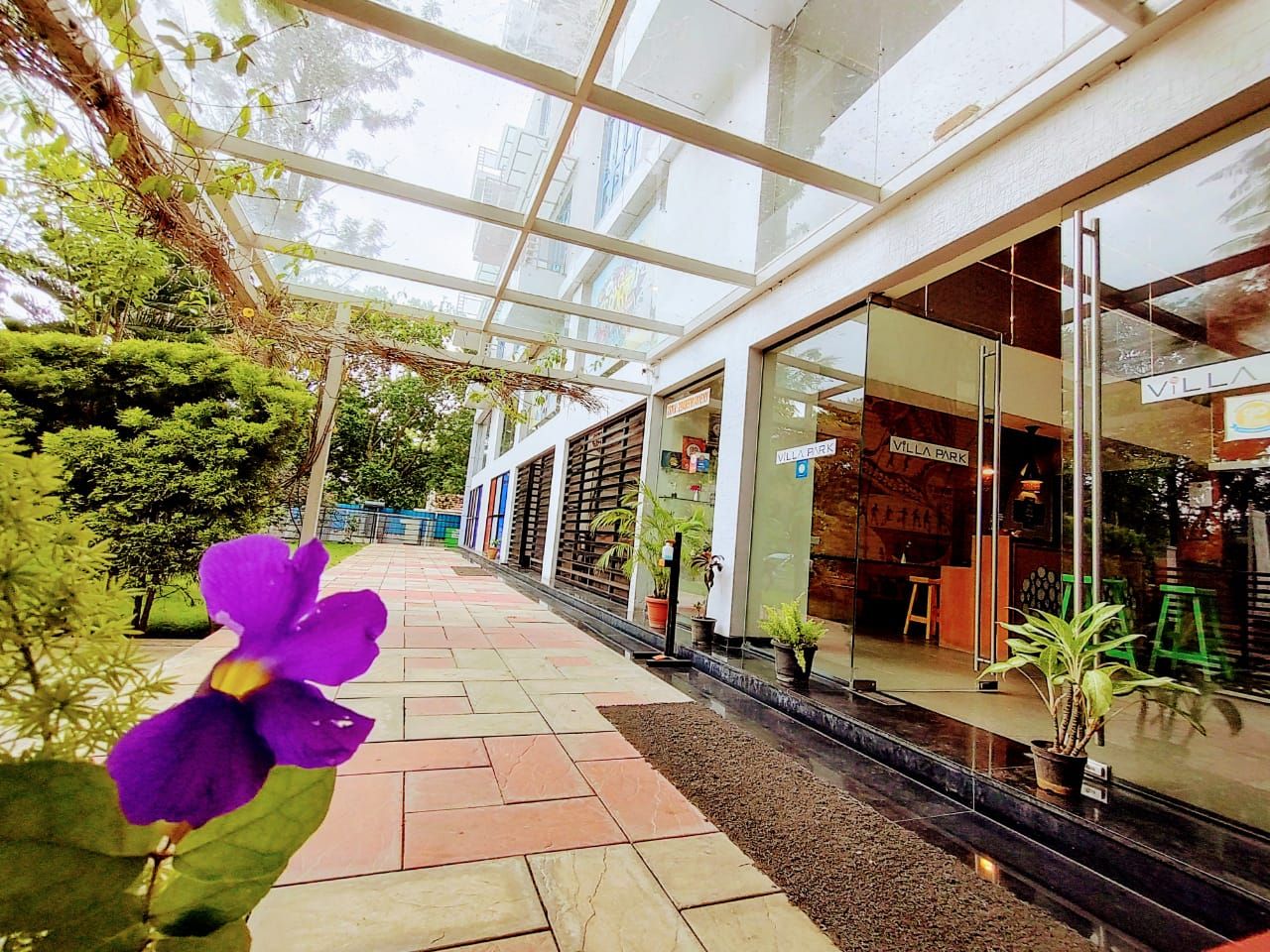 undefined Villa Park 10
