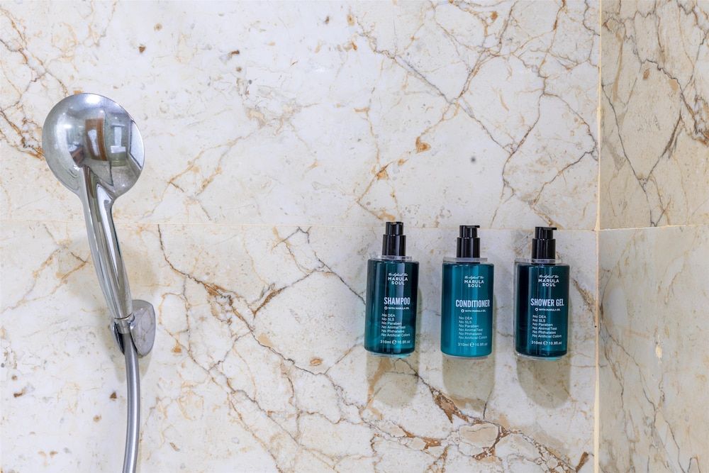 Golden Tulip Westlands Nairobi Standard Room - Commercial View 11