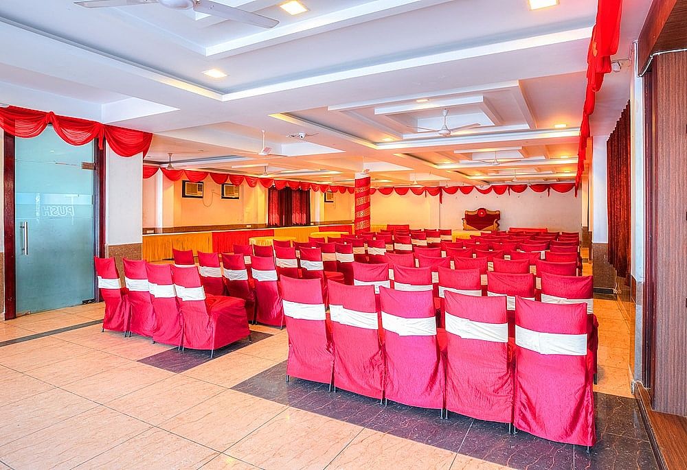 undefined Treebo Shivam Inn Near Singapore Mall 10