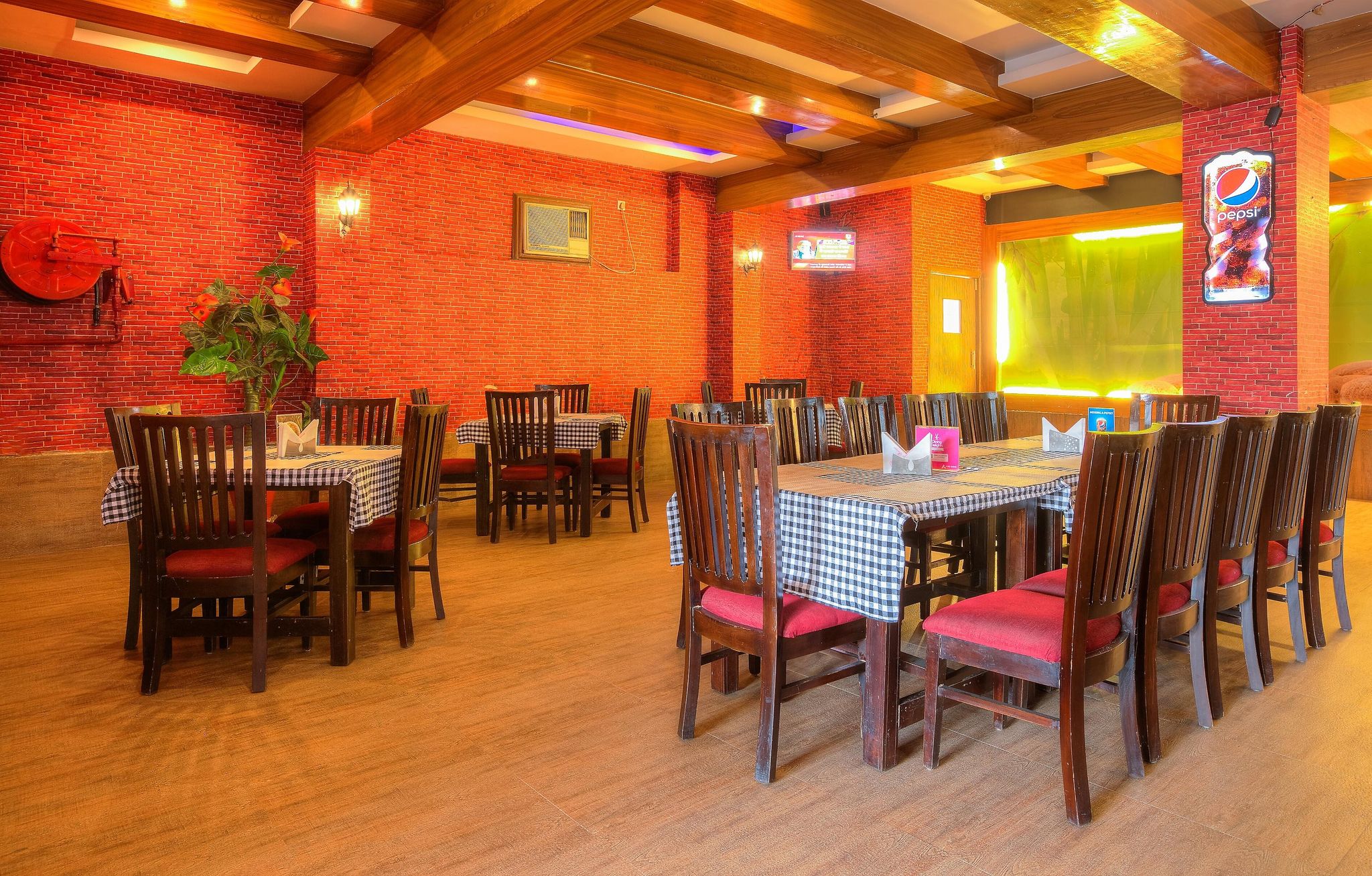 undefined Treebo Shivam Inn Near Singapore Mall 5